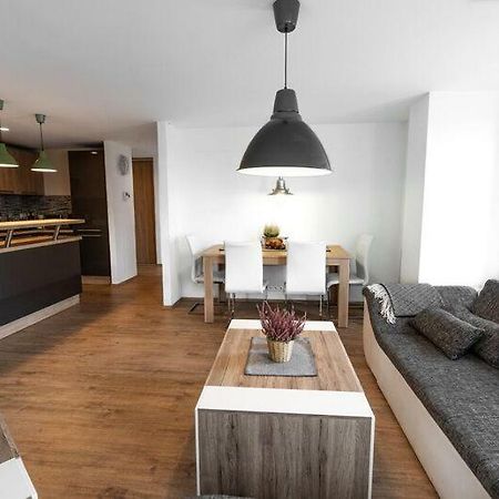 Old Town Luxury Apartment In Heart Of ברטיסלאבה מראה חיצוני תמונה