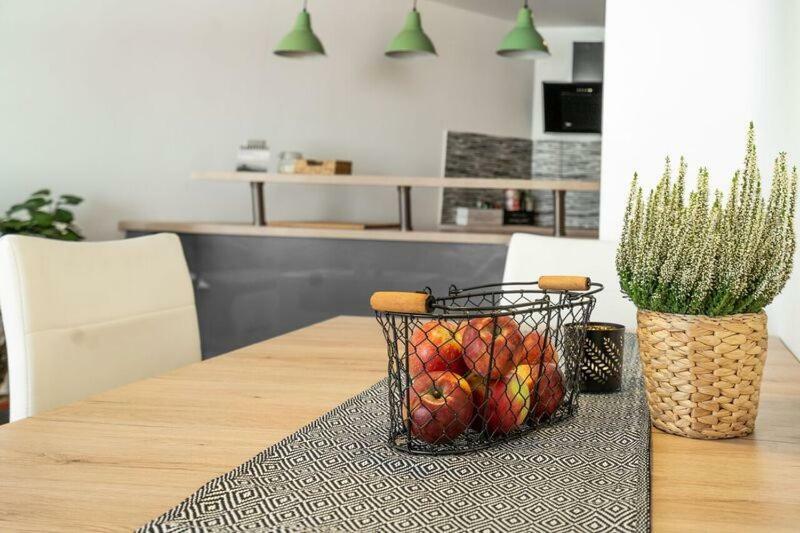 Old Town Luxury Apartment In Heart Of ברטיסלאבה מראה חיצוני תמונה