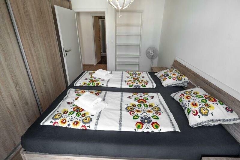 Old Town Luxury Apartment In Heart Of ברטיסלאבה מראה חיצוני תמונה